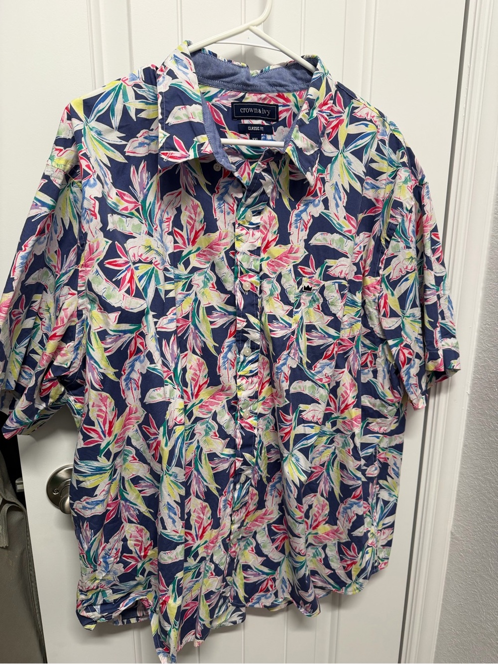 Men’s Crown Navy Short-Sleeve Floral Button-Down Shirt with Pink & Green Accents